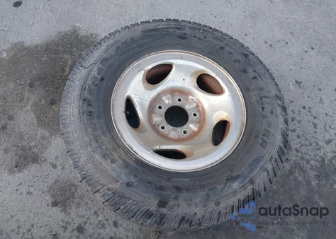 2000 Ford F-150 Lariat/Work Series/Xl/Xlt z USA, uszkodzony, nr VIN 1FTRX17W5YNA39586